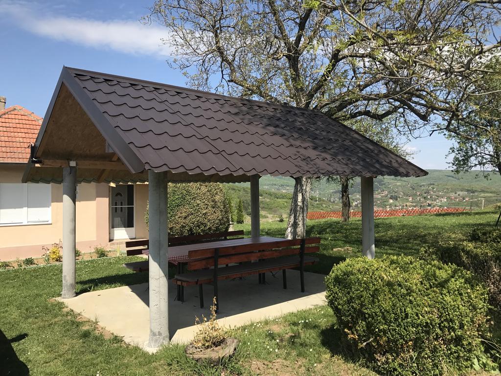 Holiday Home Stella Vrdnik Ngoại thất bức ảnh